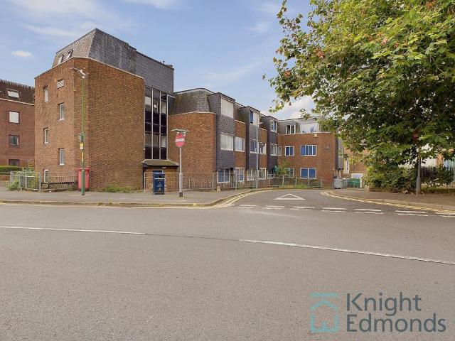 Apartment for rent in Vinters Park, Midway