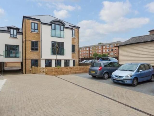 Apartment for rent in Vinters Park, Midway