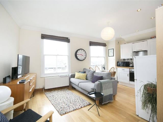 Apartment for rent in South Hackney, Greater London