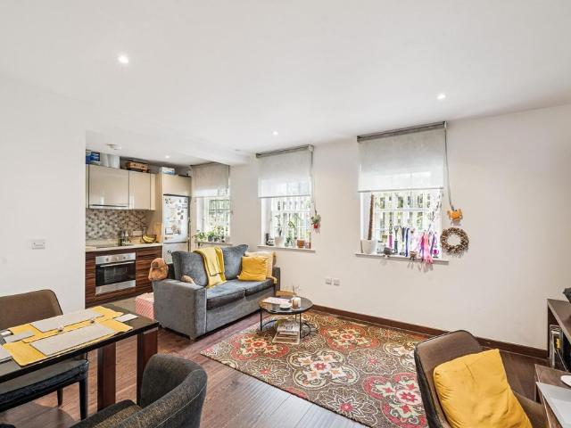 House for rent in St. George in the East, Wapping