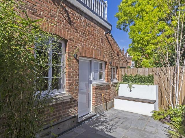 Studio for rent in Bedford Park, Greater London