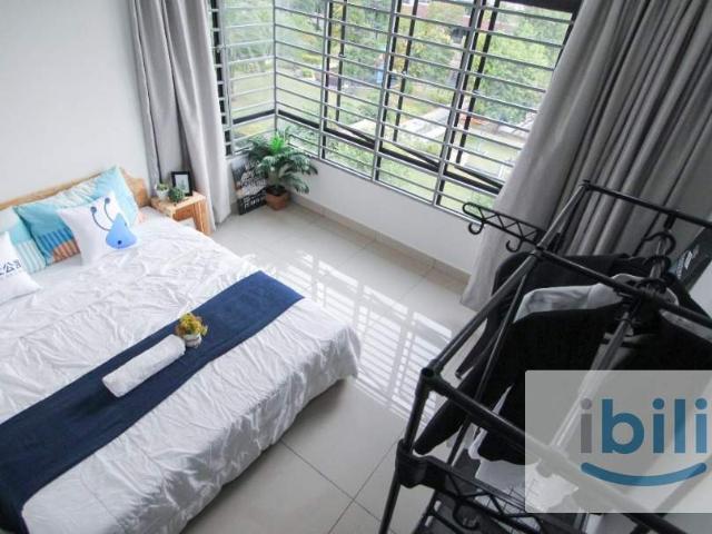 Room for rent in Petaling, Damansara Damai