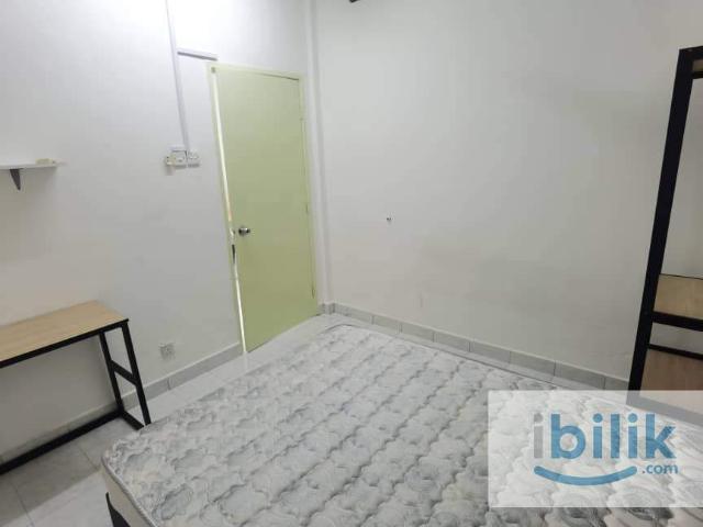 Room for rent in Petaling, Damansara Damai