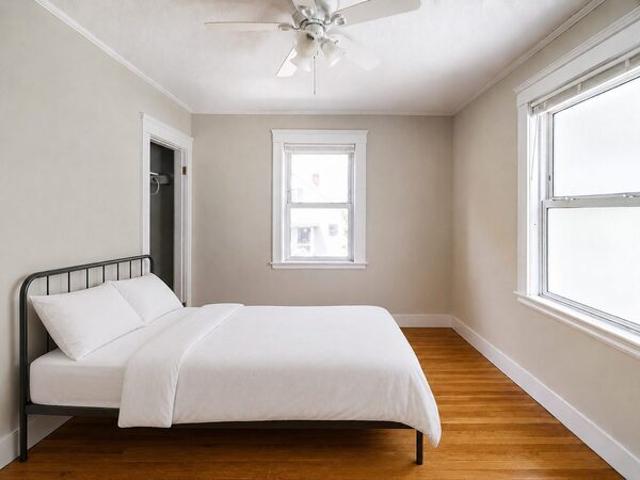 Room for rent in Somerville, Massachusetts