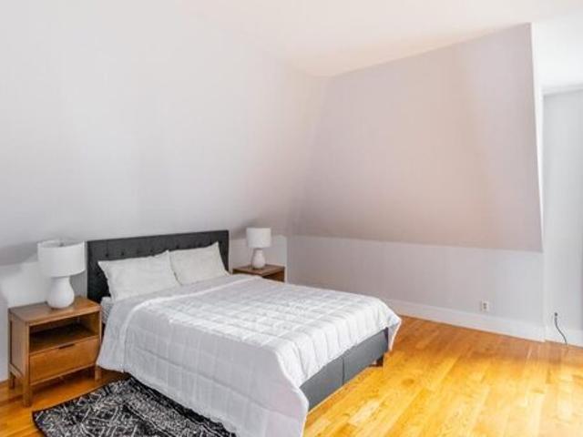 Room for rent in Auburndale, Massachusetts