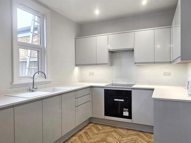 House for rent in West Cliff, Acol