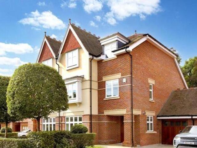 House for sale in Beaconsfield, Penn Bottom