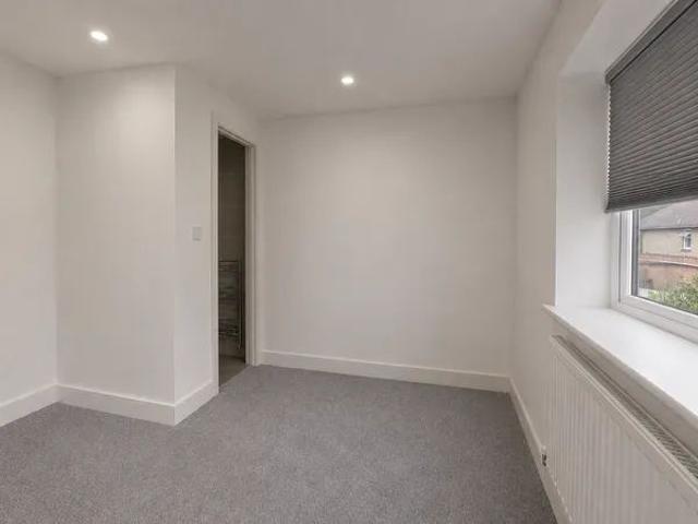 Studio for rent in Canley, West Midlands