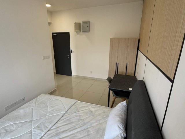 Room for rent in Petaling, Alam Impian