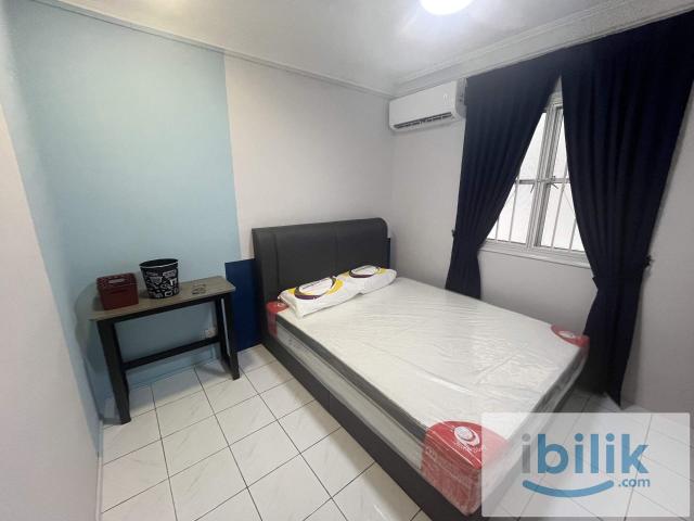 Room for rent in Persiaran Pantai Murni, Kuala Lumpur