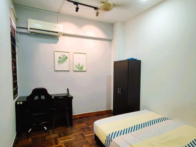 Room for rent in Petaling, Damansara Damai