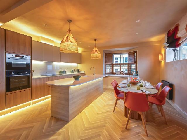 Apartment for rent in Round Hill, Brighton