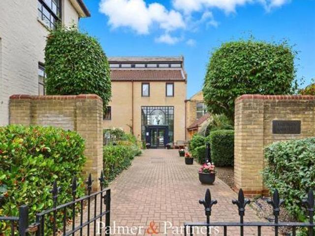 House for sale in Moulsham, Chelmsford