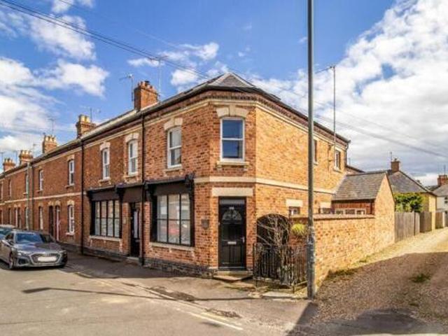 House for sale in Chesterton, Cotswold