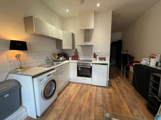Studio for rent in St Matthew's, Old Wharf