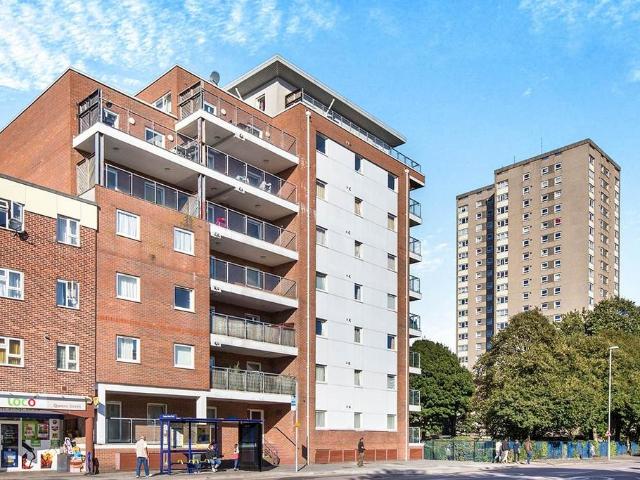 Apartment for rent in Portsea, Portsmouth