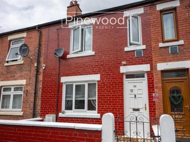 House for rent in Lyons, Greater London