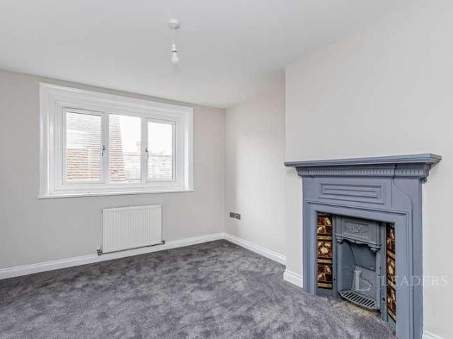 Apartment for rent in New Town, Horsham