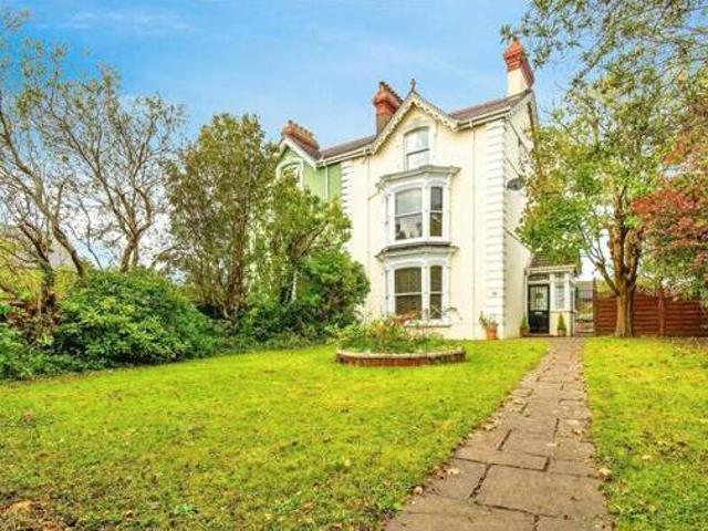 House for sale in Llanelli, Wales