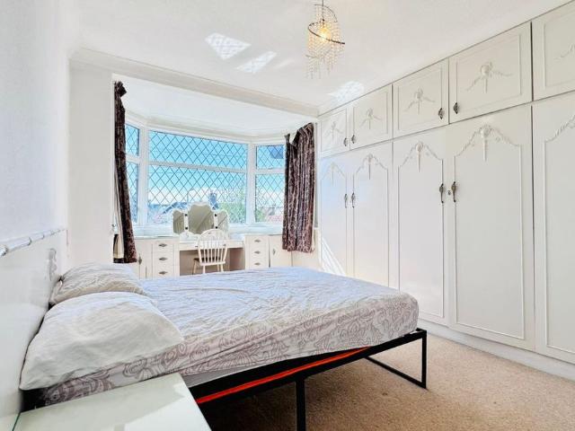 House for rent in Gants Hill, Greater London