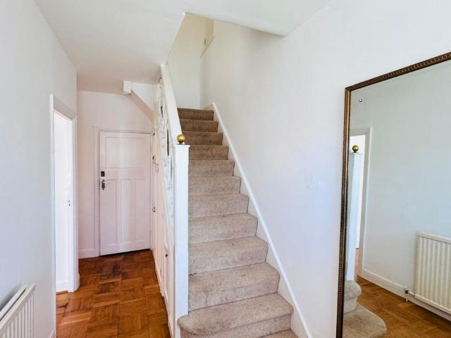 House for rent in Gants Hill, Greater London