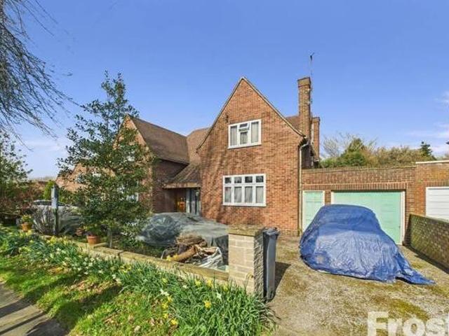 House for sale in London Borough of Hounslow, Feltham