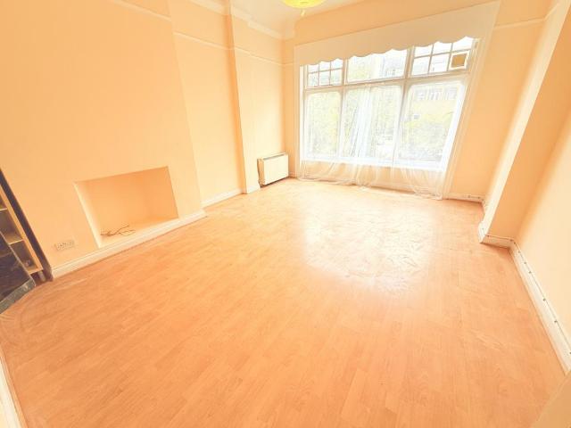 Apartment for rent in Muswell Hill, Greater London