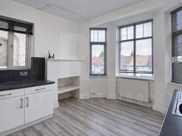 Apartment for rent in Winchmore Hill, Greater London