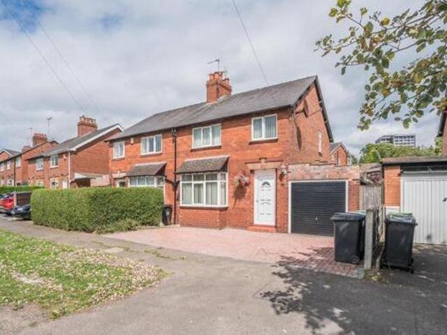House for sale in Hurdsfield, Macclesfield