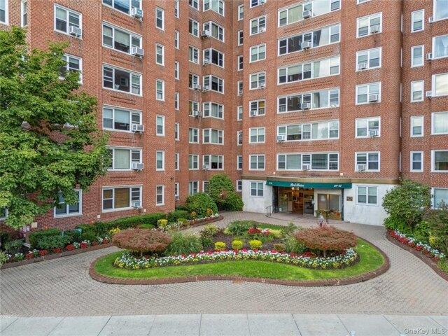 Property for sale in Queens, Arverne