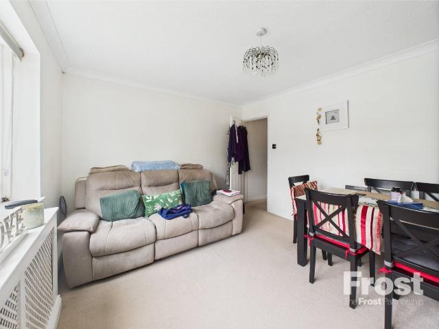Apartment for rent in Old Windsor, Windsor and Maidenhead