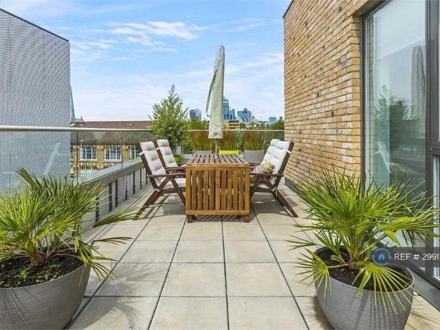 Apartment for rent in Bermondsey Spa, Greater London
