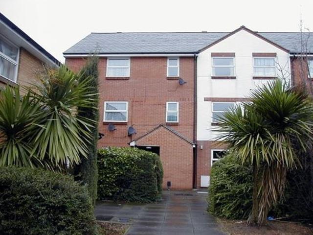 Apartment for rent in Slough