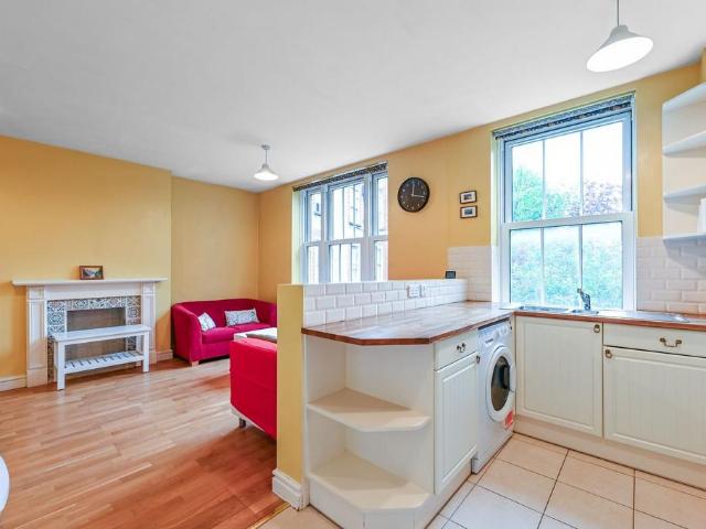 House for rent in Chalk Farm, Greater London