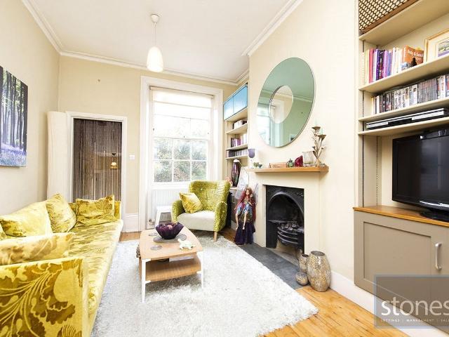 Apartment for rent in Chalk Farm, Greater London