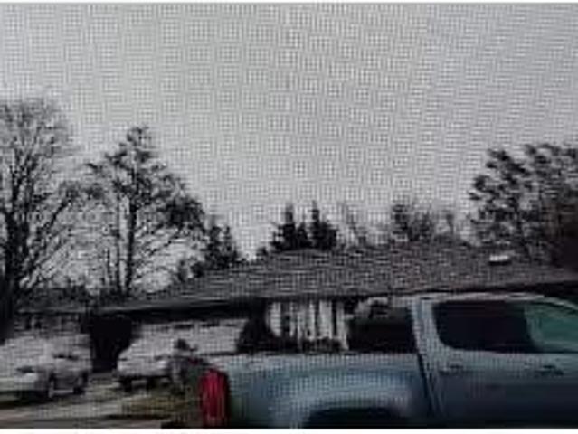House for sale in Hicksville