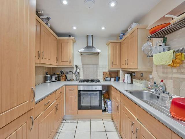 House for rent in Brownswood Park, Stoke Newington