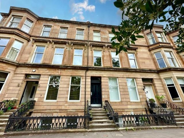 Flat for rent in Strathbungo, Scotland