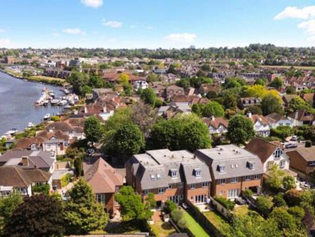 House for sale in Thames Ditton, Elmbridge