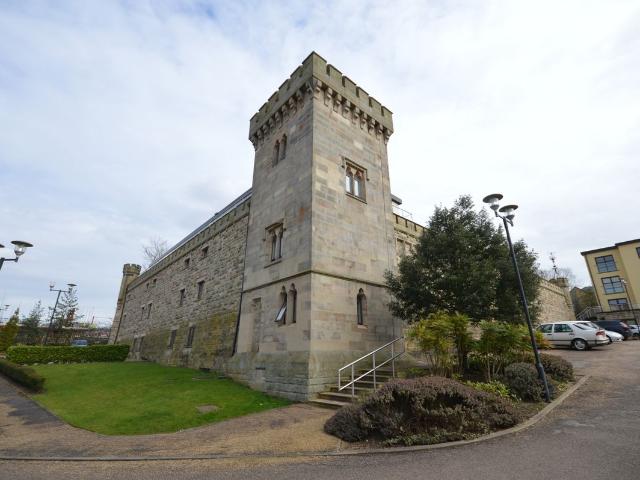 Apartment for rent in Norfolk Park, South Yorkshire