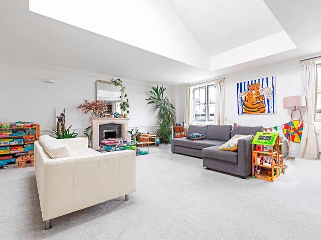 Apartment for rent in Royal Borough of Kensington and Chelsea, Greater London