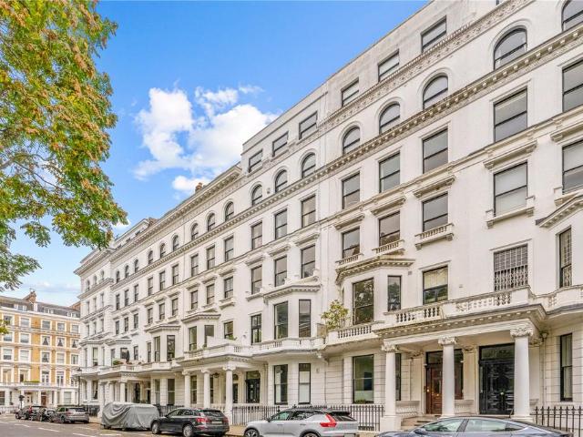 Apartment for rent in South Kensington, Greater London