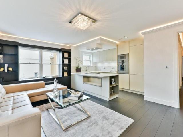 Apartment for rent in Knightsbridge, Greater London