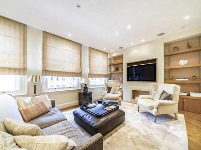 Apartment for rent in South Kensington, Greater London