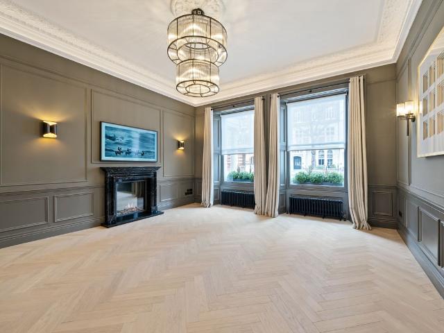 Apartment for rent in South Kensington, Greater London