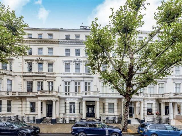 House for rent in Brompton, Greater London