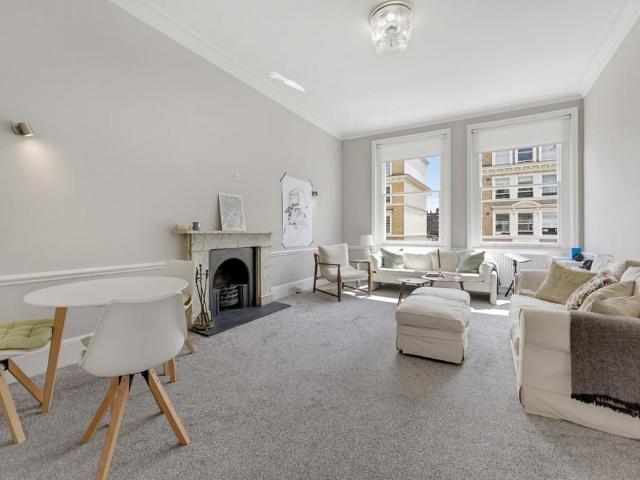 House for rent in South Kensington, Greater London