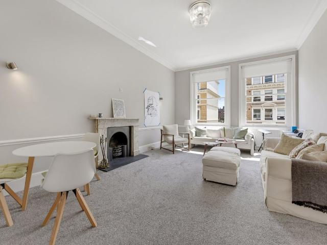 Apartment for rent in South Kensington, Greater London