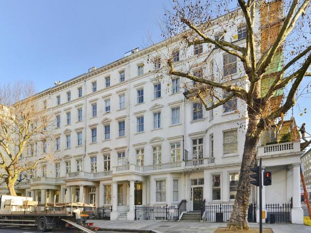 House for rent in Brompton, Greater London