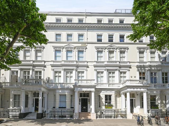 Studio for rent in Brompton, Greater London